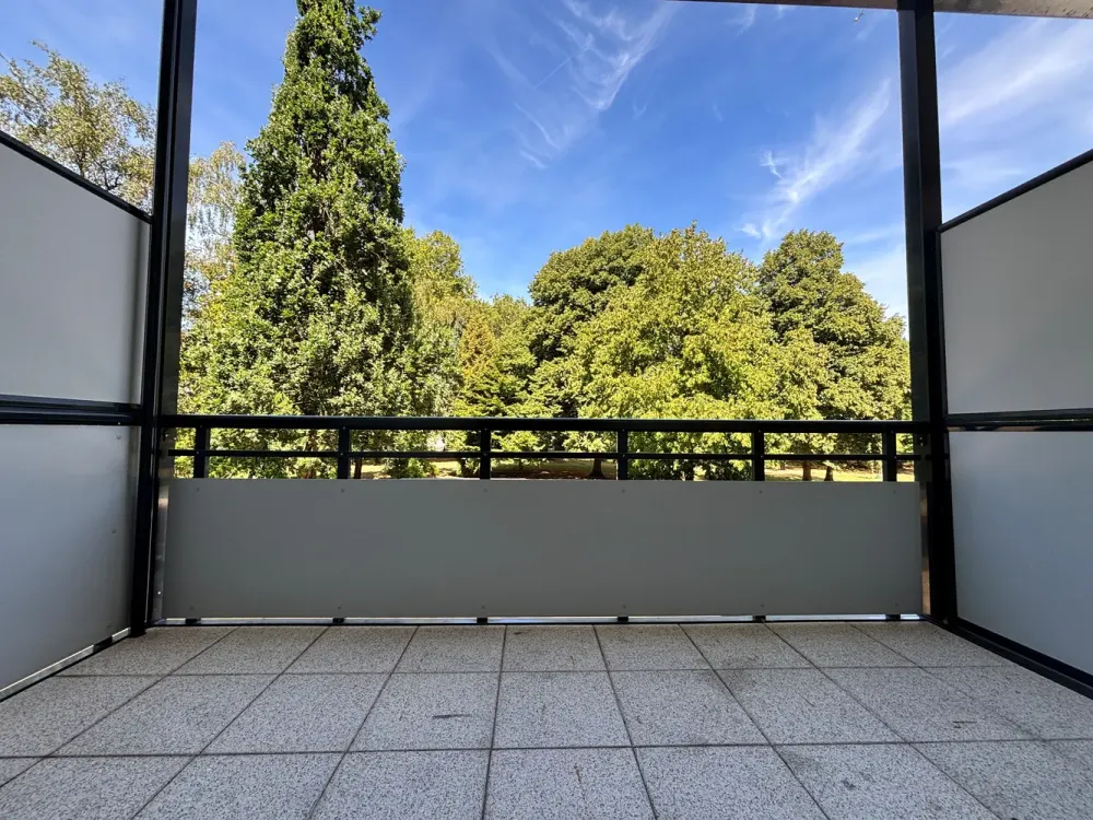 TOP renovierte 2-Zimmer Wohnung am Waldrand