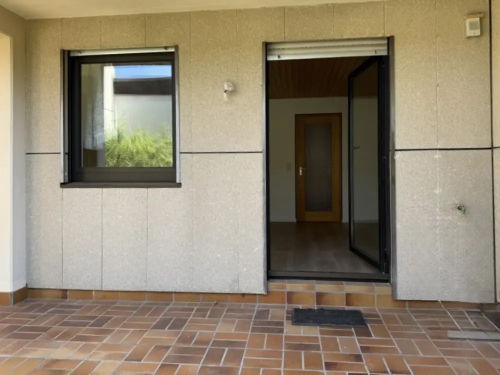 73207 Plochingen: 1- bis 2-Zi-Wohnung in Halbhöhenlage mit Terrasse und Gartennutzung. Frei.