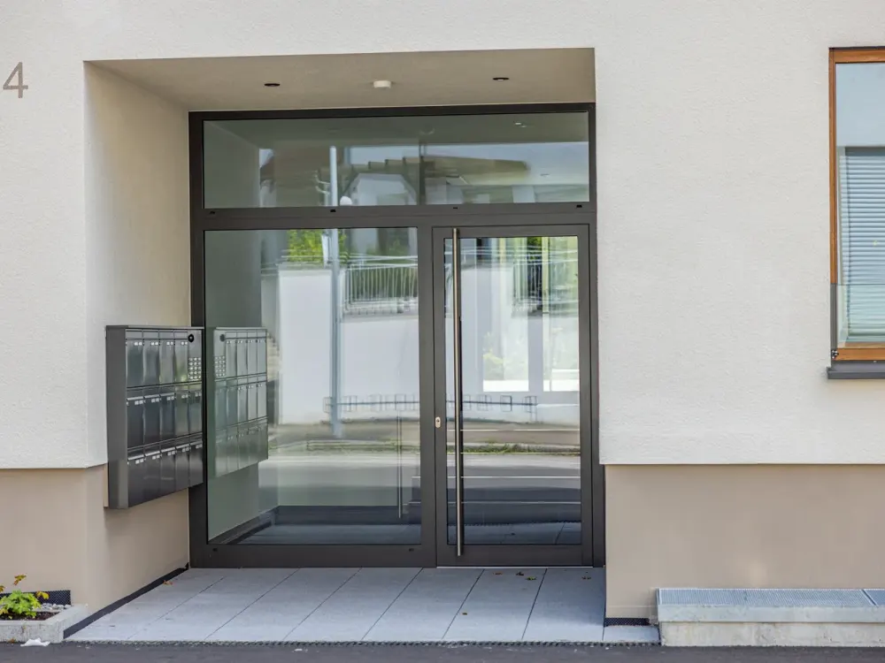 Attraktive 3-Zimmer-Wohnung im EG mit Terrasse & EBK | Ihr neues Zuhause in Friedrichshafen