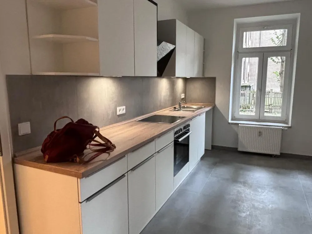 Stilvoll modernisierte 2-Zimmer-Wohnung mit Terrasse & Garten