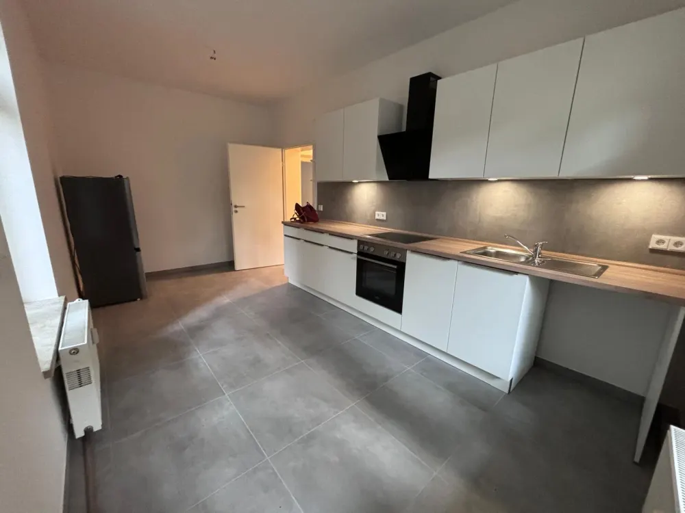 Stilvoll modernisierte 2-Zimmer-Wohnung mit Terrasse & Garten