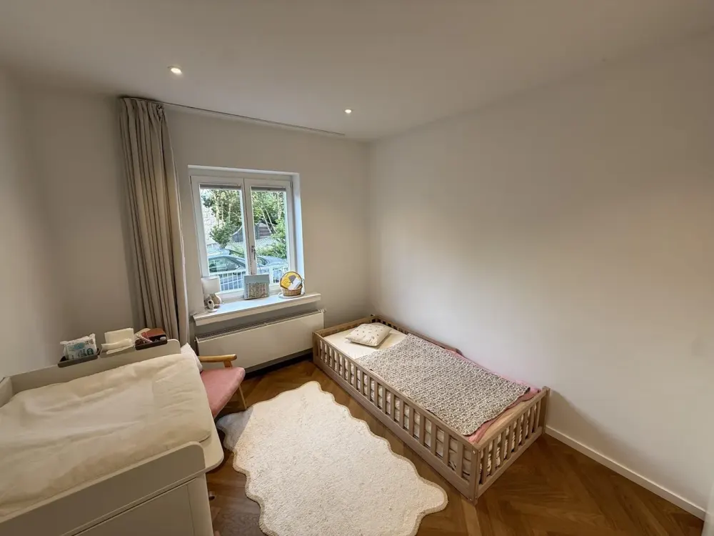Hochwertig renovierte Erdgeschosswohnung am Mulang - 157 m², Wintergarten, Terrasse & 2 Bäder