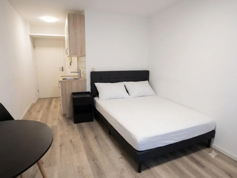 Nachmieter für teilmöblierte Wohnung