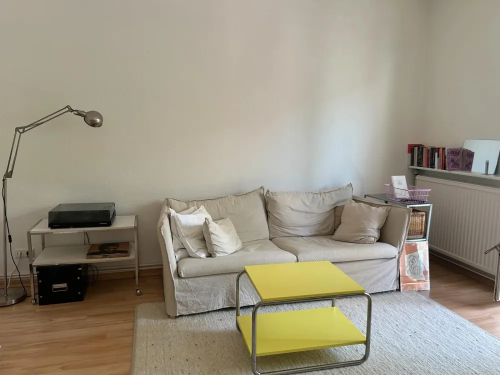 Untermiete 11.-30. November Berlin Kreuzberg // Sublet 2-3 weeks