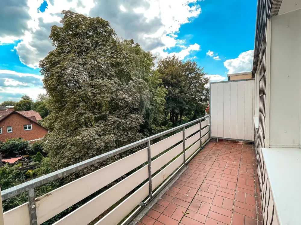 2,5 Zimmer - renoviert - Balkon - WBS