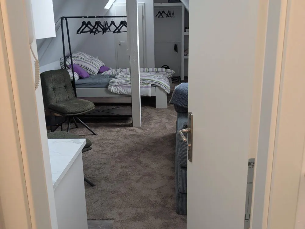 1 Zimmer Appartment voll möbliert
