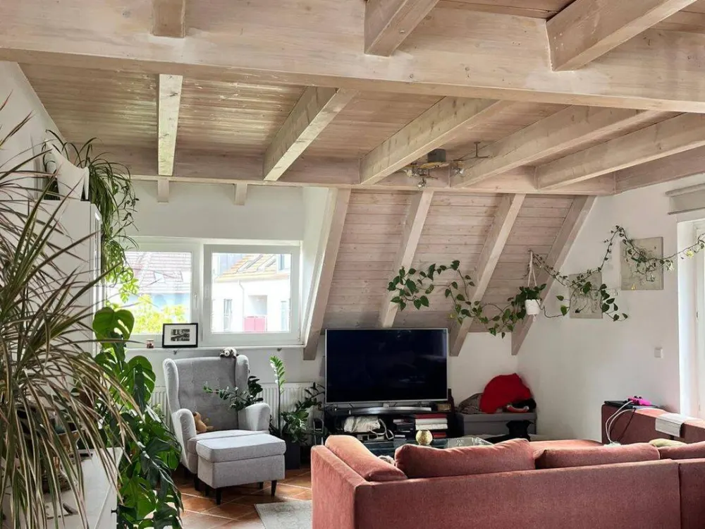 Helle und geräumige 3-Zimmer-Maisonette-Wohnung in Stuttgart Degerloch