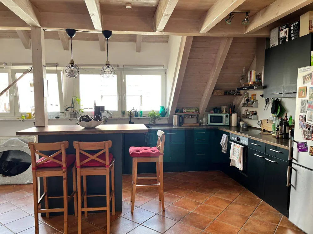 Helle und geräumige 3-Zimmer-Maisonette-Wohnung in Stuttgart Degerloch