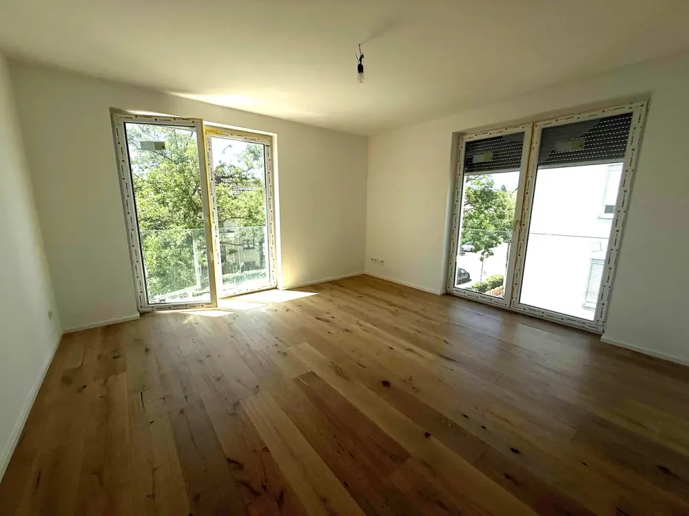Wunderschöne, helle 3 (3,5) Zi- Whg mit großer Terrasse