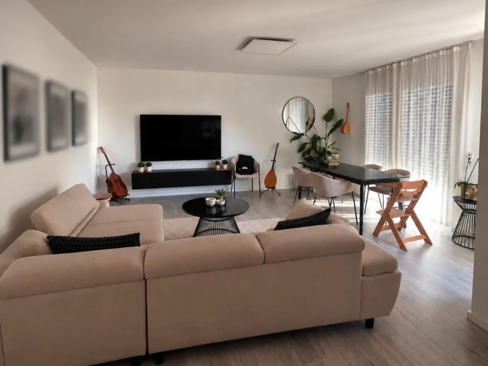 Moderne 2,5 Zimmer Wohnung in guter Lage