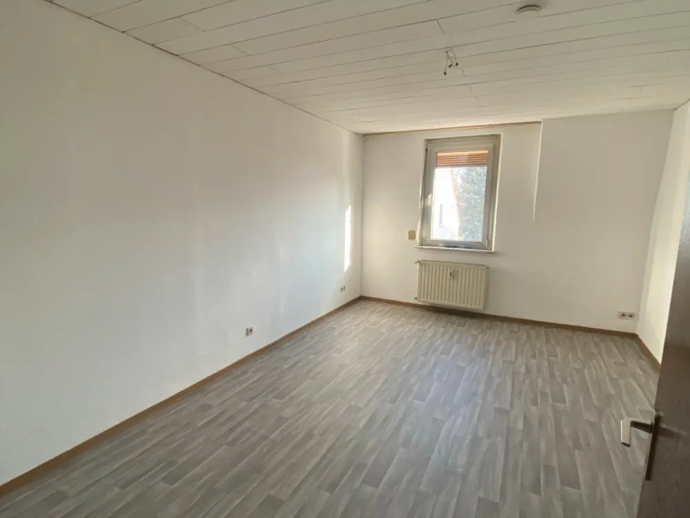 3-Zimmer, Küche und Bad Wohnung