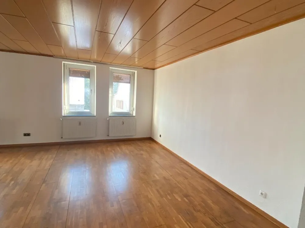 3-Zimmer, Küche und Bad Wohnung