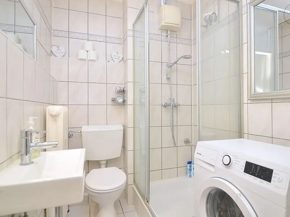 Modern möbliertes 1-Zimmer-Apartment mit W-LAN nahe der Nürnberger Innenstadt