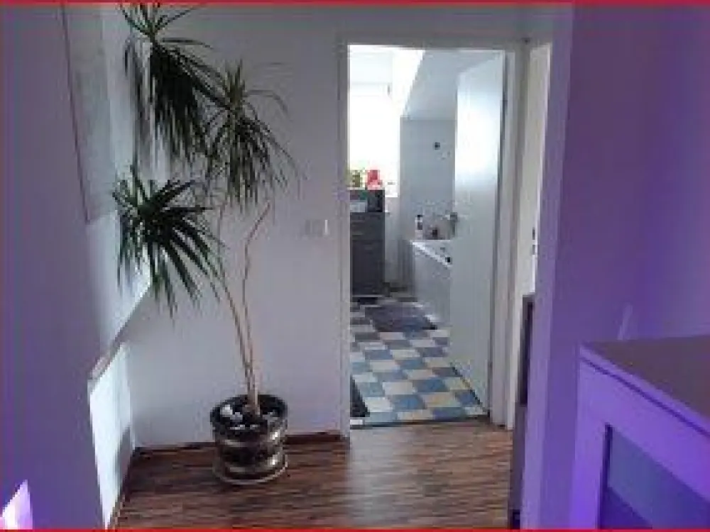 Helle ebenerdige 2 ZKB 69qm kleiner Balkon, ruhig, sofort frei