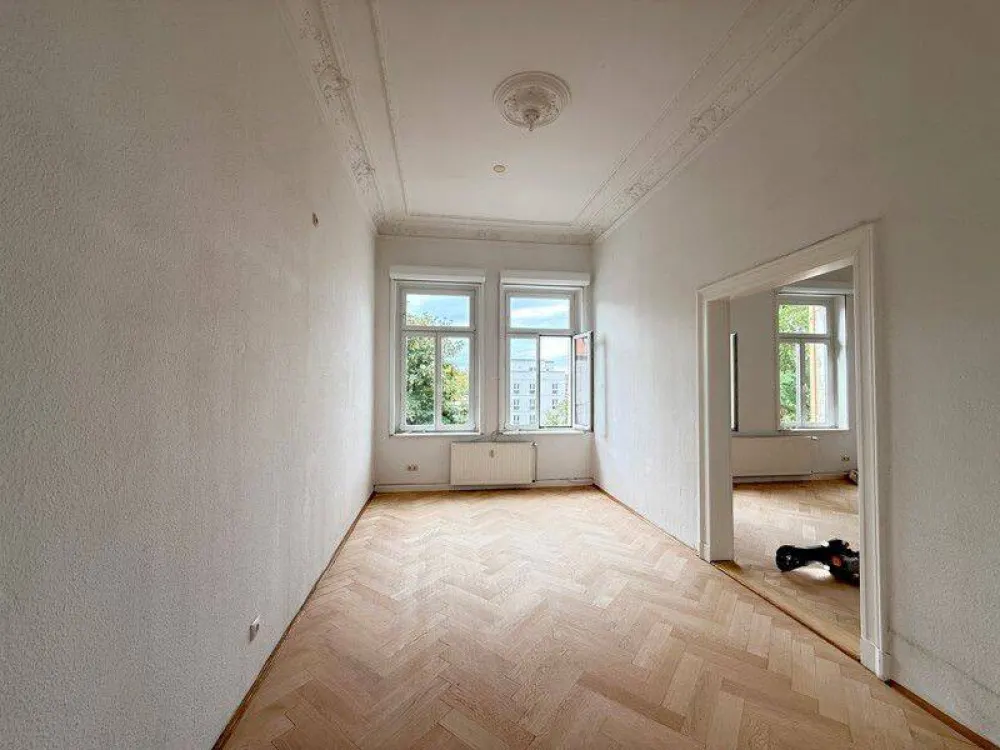 Seltenes Schmuckstück - 6 Zimmer mit Altbaucharme!