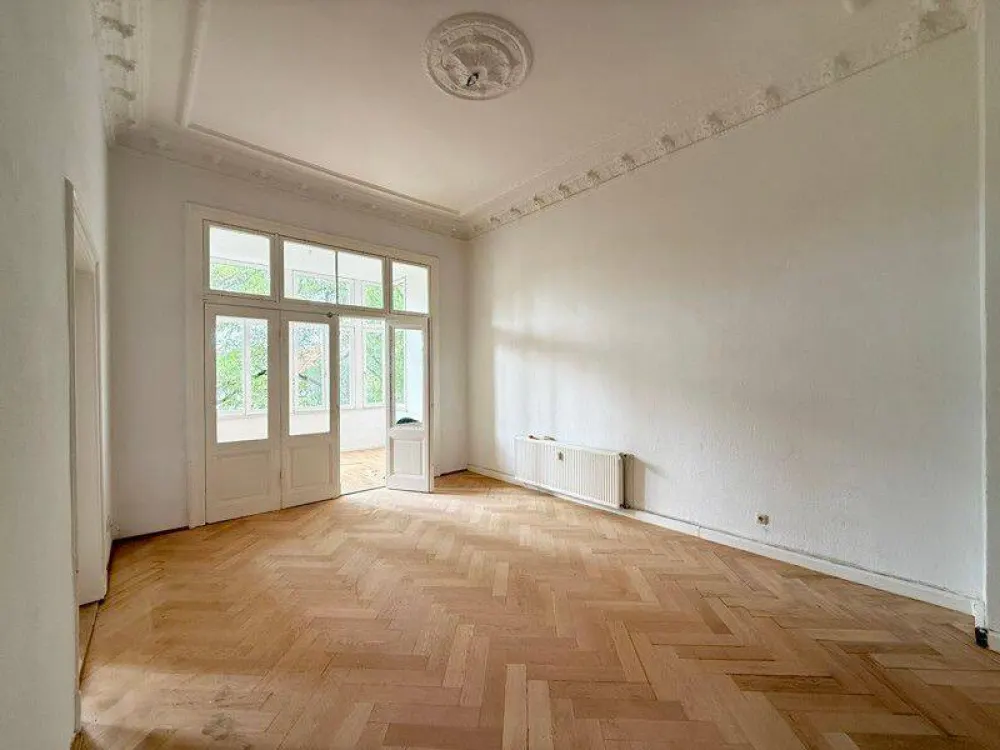 Seltenes Schmuckstück - 6 Zimmer mit Altbaucharme!