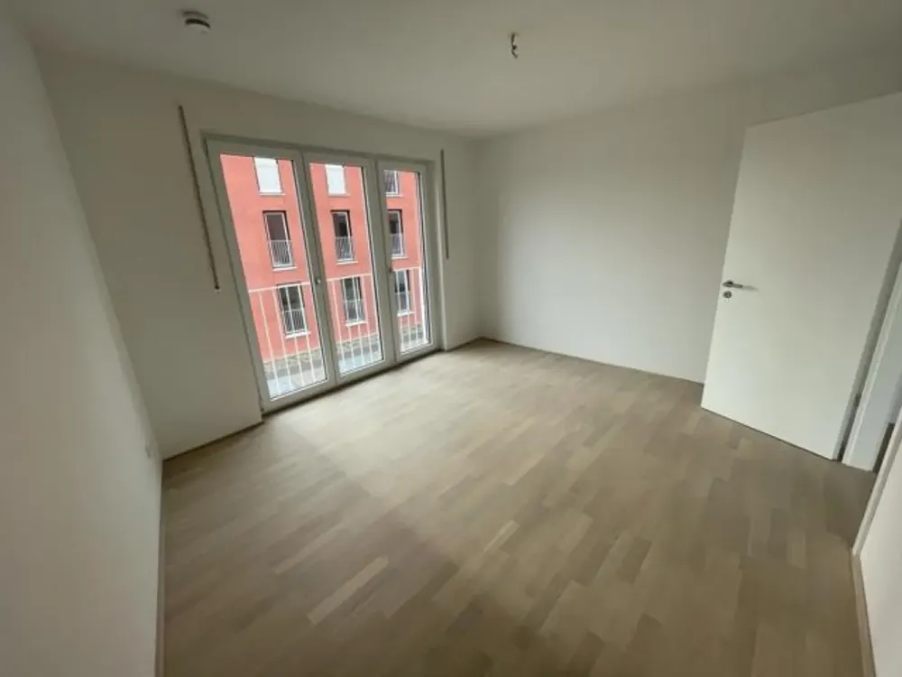 2-room apartment like new with loggia and fitted kitchen in Neupasing-Obermenzing
