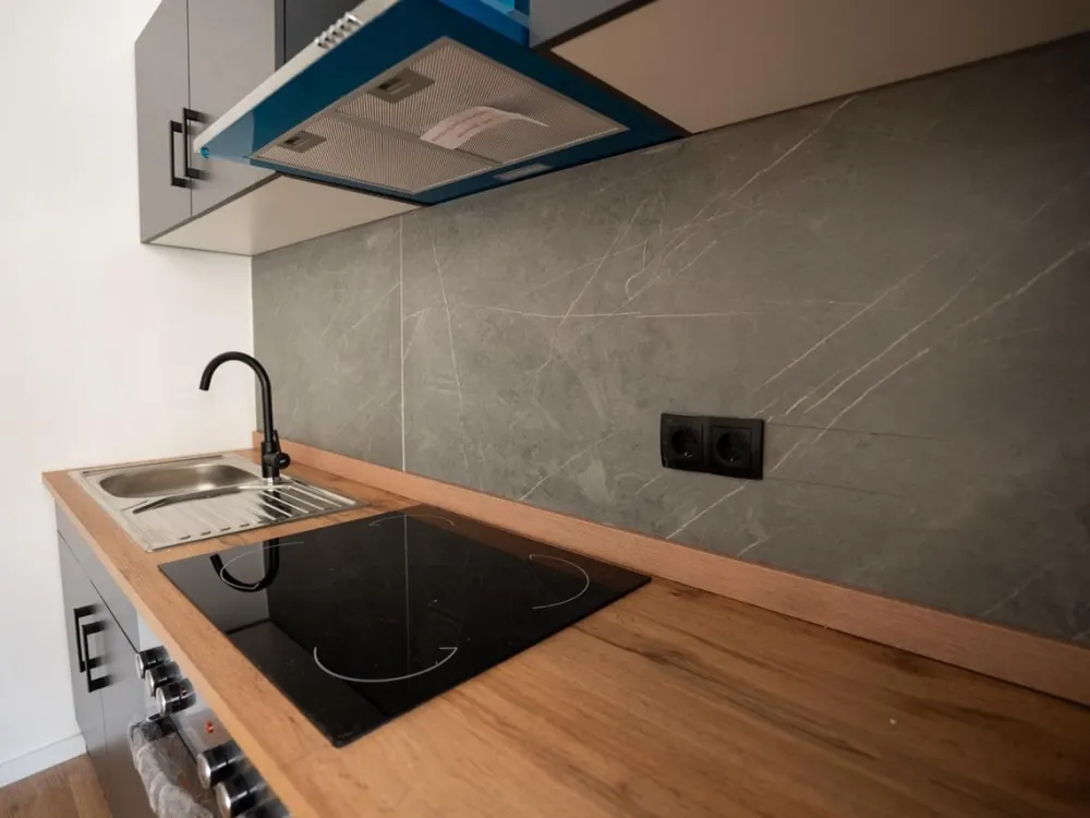 Frisch renovierte Wohnung im Zentrum Frankfurtsd