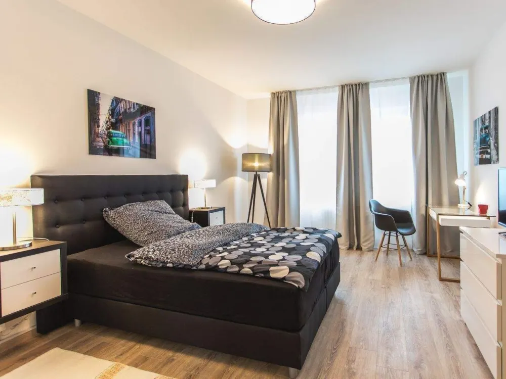 Ab Sofort - modern möbliertes Zimmer in 3er WG - top Lage Ostend - fußläufig zur EZB