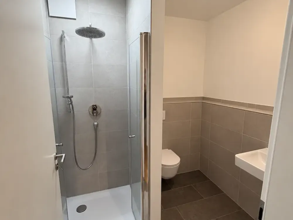 Zuhause mit 3 Zimmern und Balkon in Frankfurt am Main