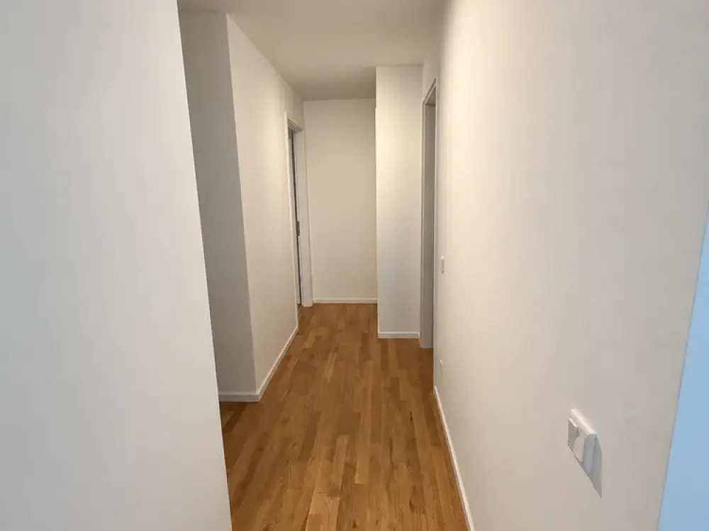 Zuhause mit 3 Zimmern und Balkon in Frankfurt am Main