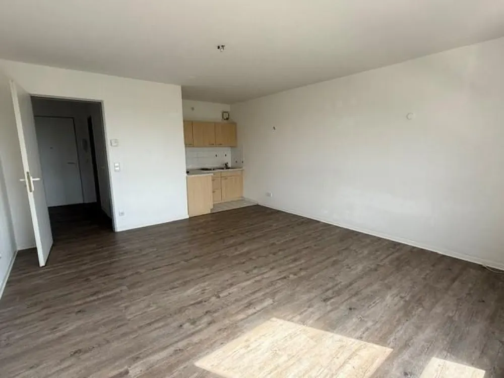 +++ 1-Zimmer-Wohnung in Großkugel +++
