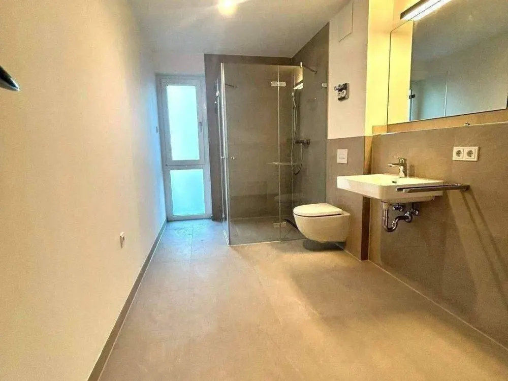 2 MONATE MIETFREI! | Hochwertige 2-Zimmer-Neubauwohnung | Erstbezug | EBK & Balkon