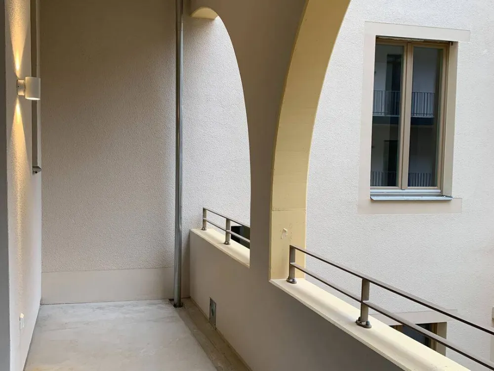 3 Zimmer mit EBK, große Loggia, Parkett, Gäste-WC