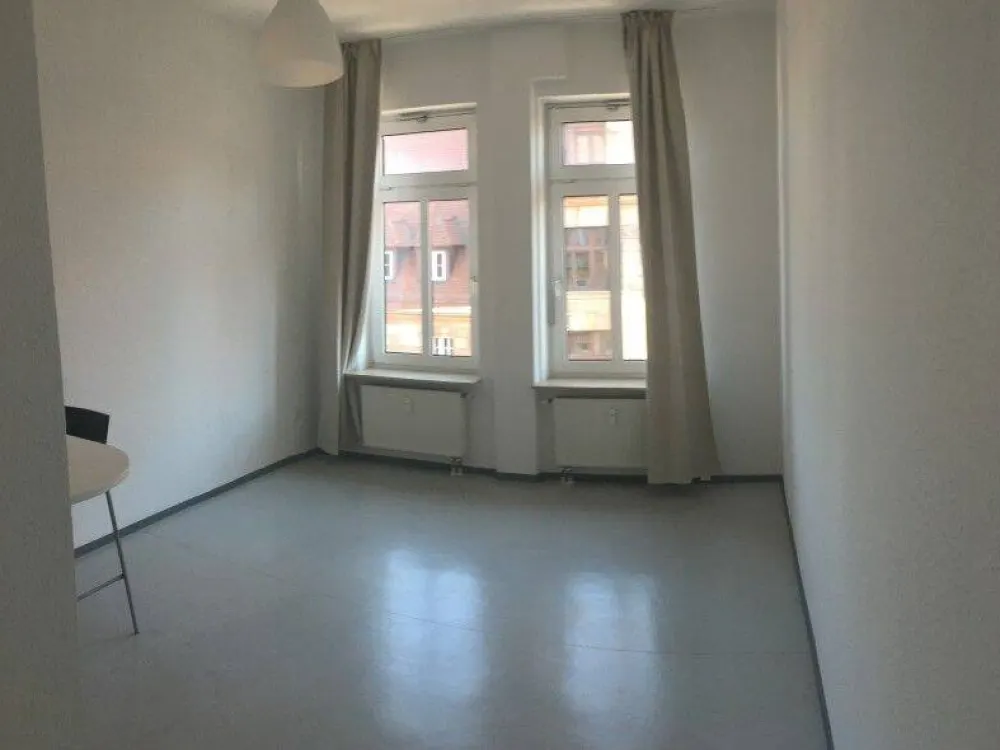 KESTLER IMMOBILIEN IVD - Cityapartment Nr. 7 - Fußgängerzone - Küchenzeile - Aufzug