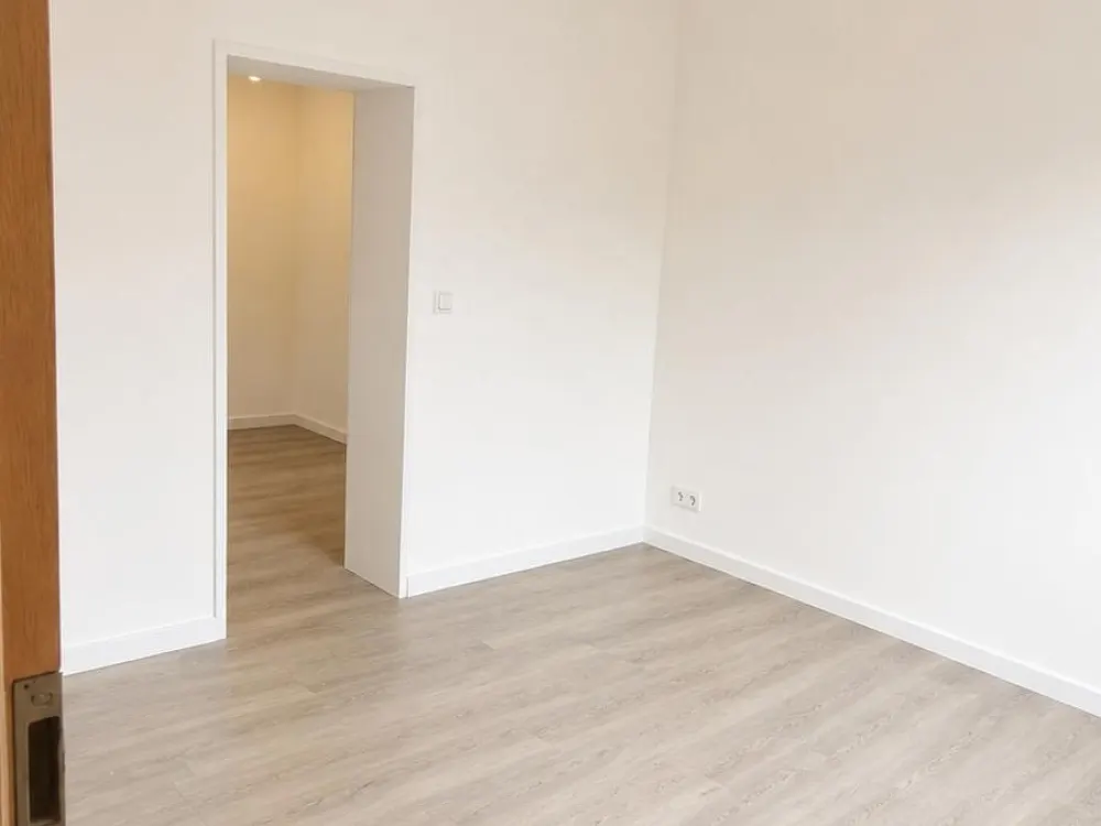 Frisch Sanierte 2,5-Zimmer Wohnung in guter Lage in Troisdorf!
