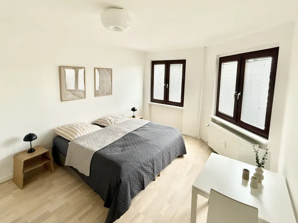 Furnished All-in 4-Room Apartment in the Center