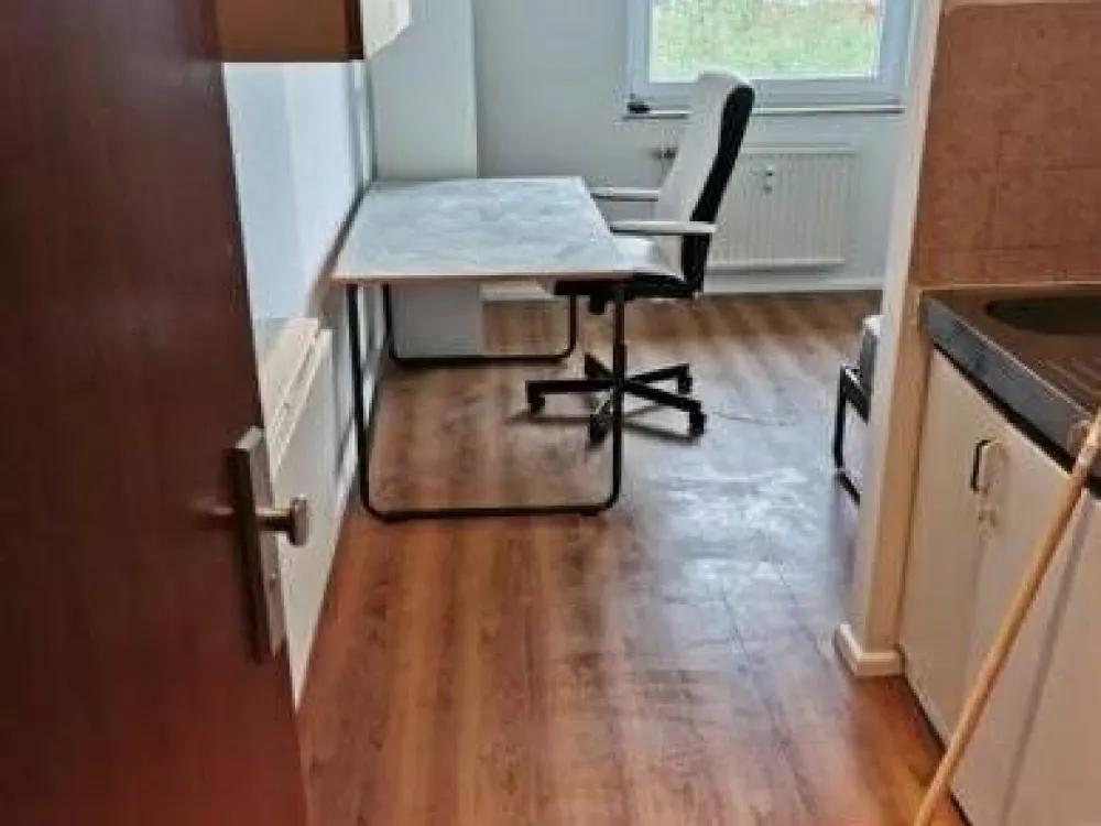 Kleines Apartment in Uninähe