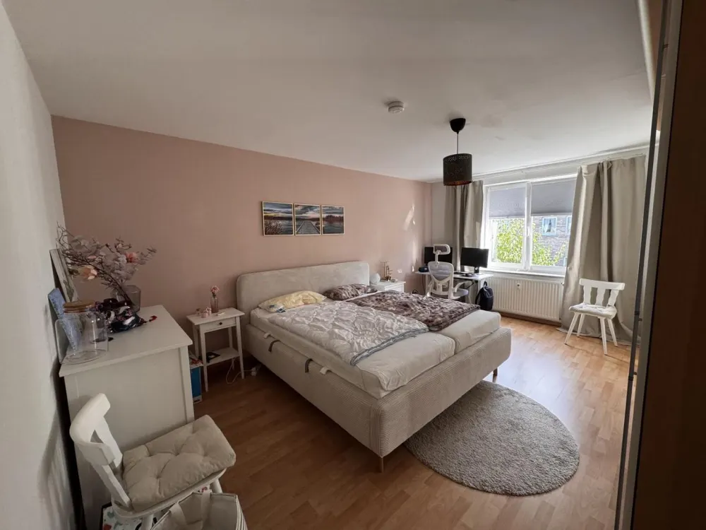 Helle 2-Zimmer-Wohnung mit Balkon & neuer Einbauküche in Reinbek