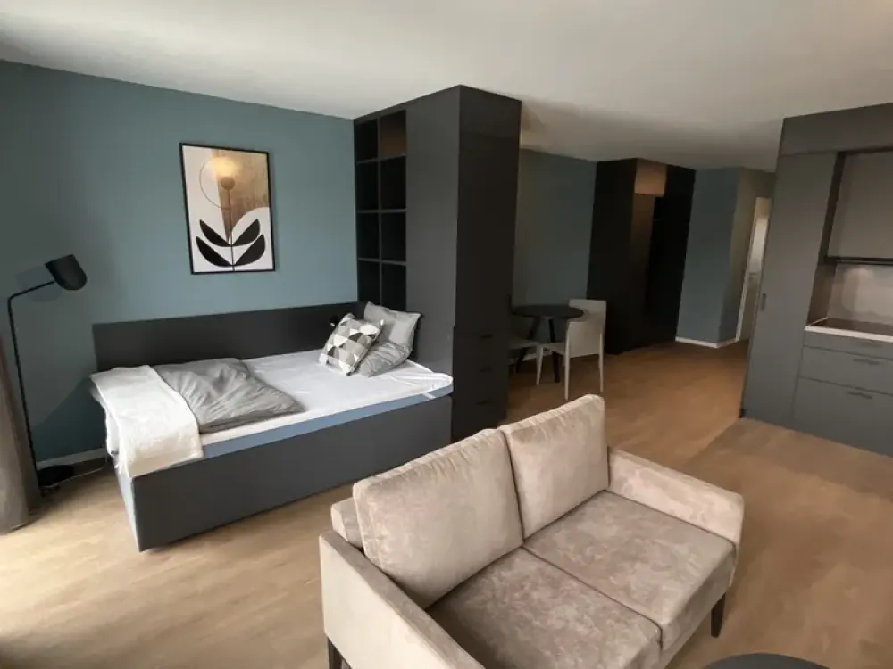 mio Suite Apartment: Vollmöbliertes 1-Zimmer-Apartment mit Designerküche, WLAN