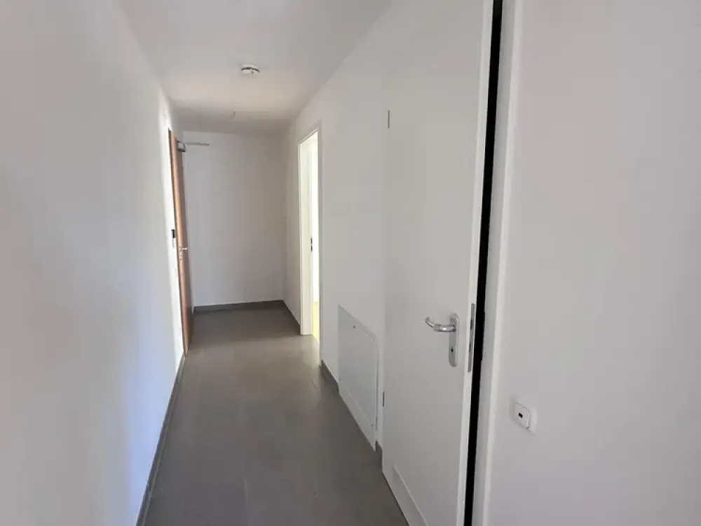 2 Room Apartment incl. Underground Parking Space - in Munich East