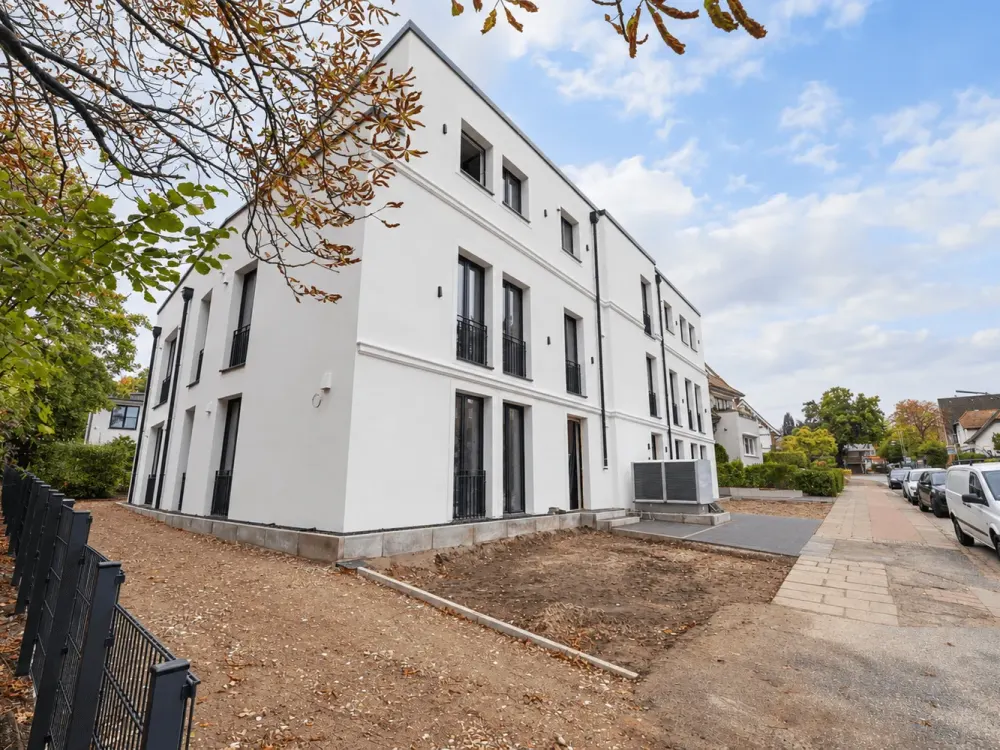 Arrive in Wellingsbüttel, New Build with 3 Rooms and Terrace