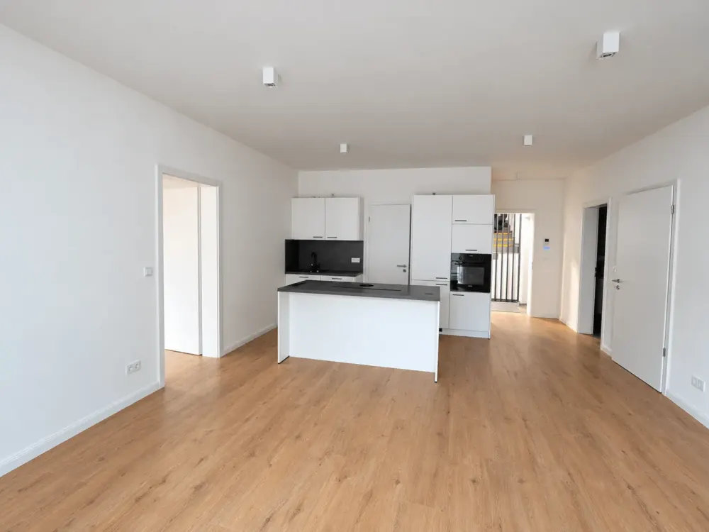 Arrive in Wellingsbüttel, New Build with 3 Rooms and Terrace