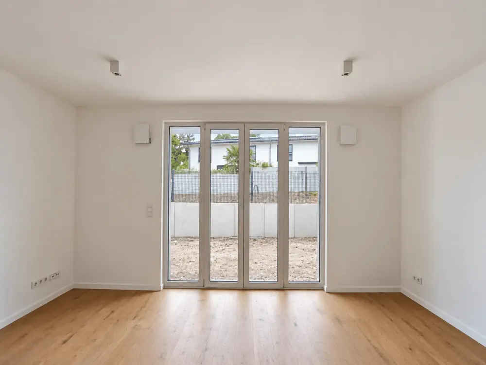Arrive in Wellingsbüttel, New Build with 3 Rooms and Terrace