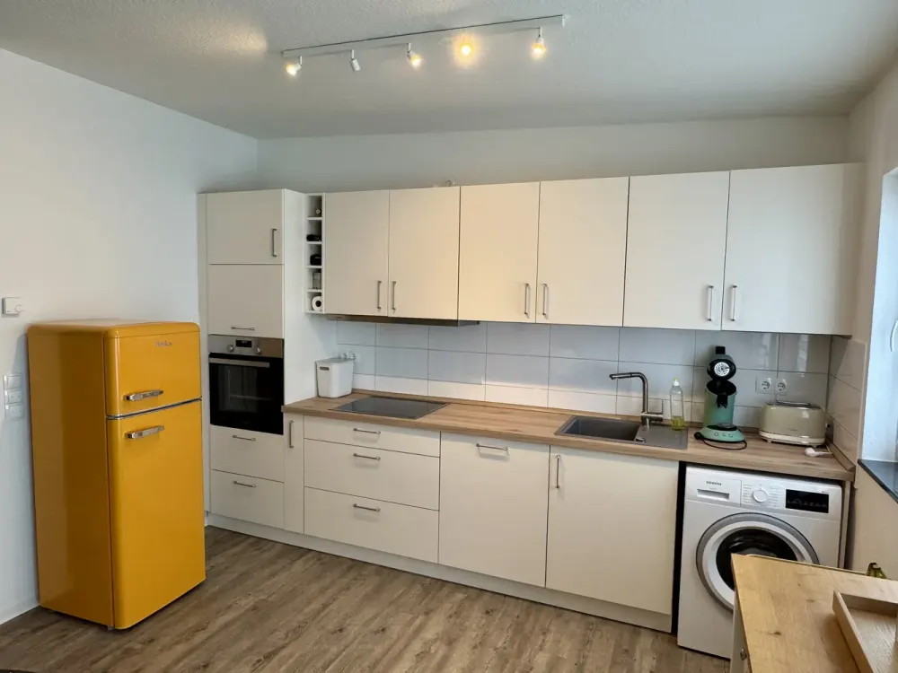 Nachmieter gesucht - Moderne, neuwertige Wohnung mit Balkon - EBK zur Übernahme