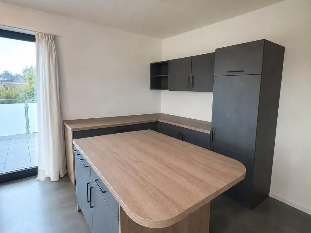 Modernes Penthouse mit 3 Zimmern in Stelle