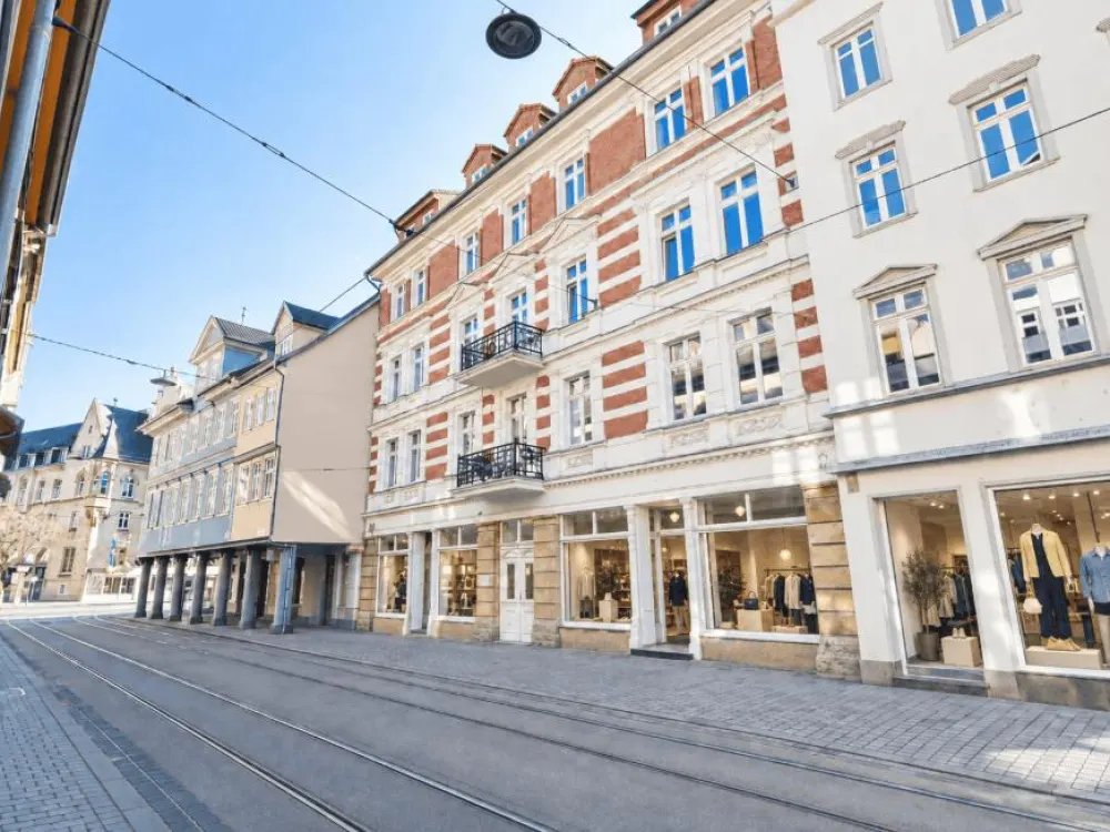 Zentral gelegene 3-Zimmer-Dachgeschosswohnung mitten in der Stadt