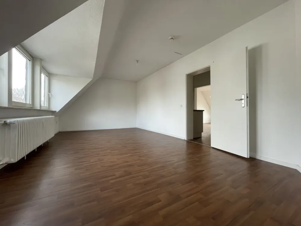 Zentrale 2-Zimmer-Wohnung in Rheinnähe