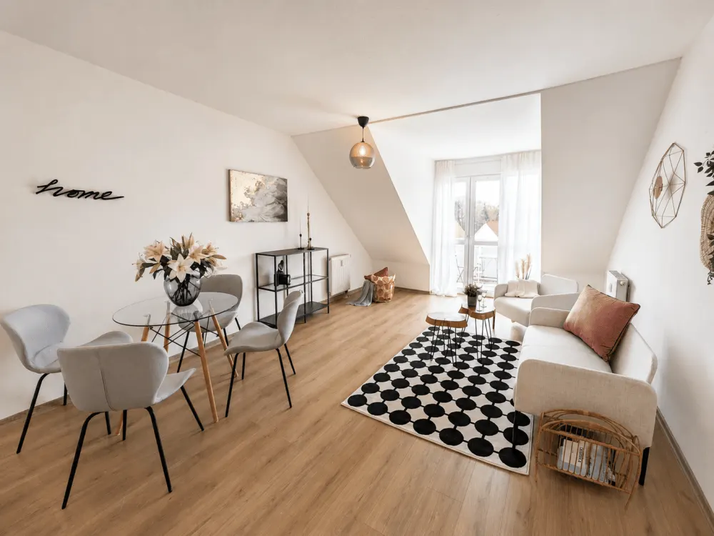 3-Zimmer-Maisonette-Wohnung in Liebertwolkwitz mit 2 Balkonen und Tiefgarage