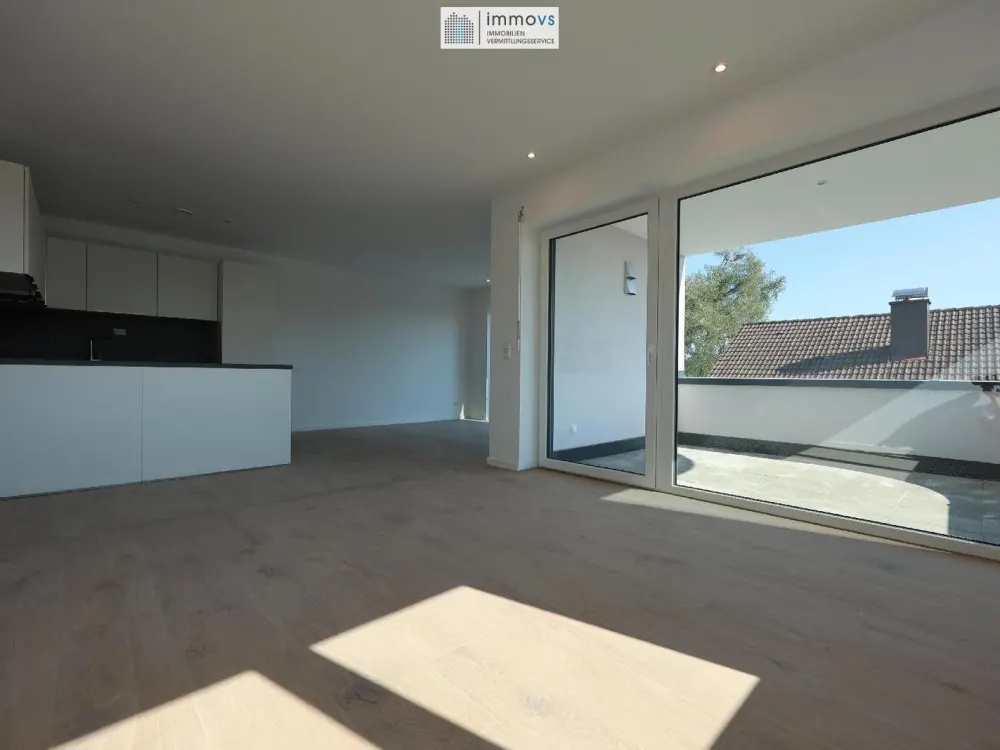 Exclusive 4 Room Apartment in a Quiet Residential Area, Space for the Whole Family...
