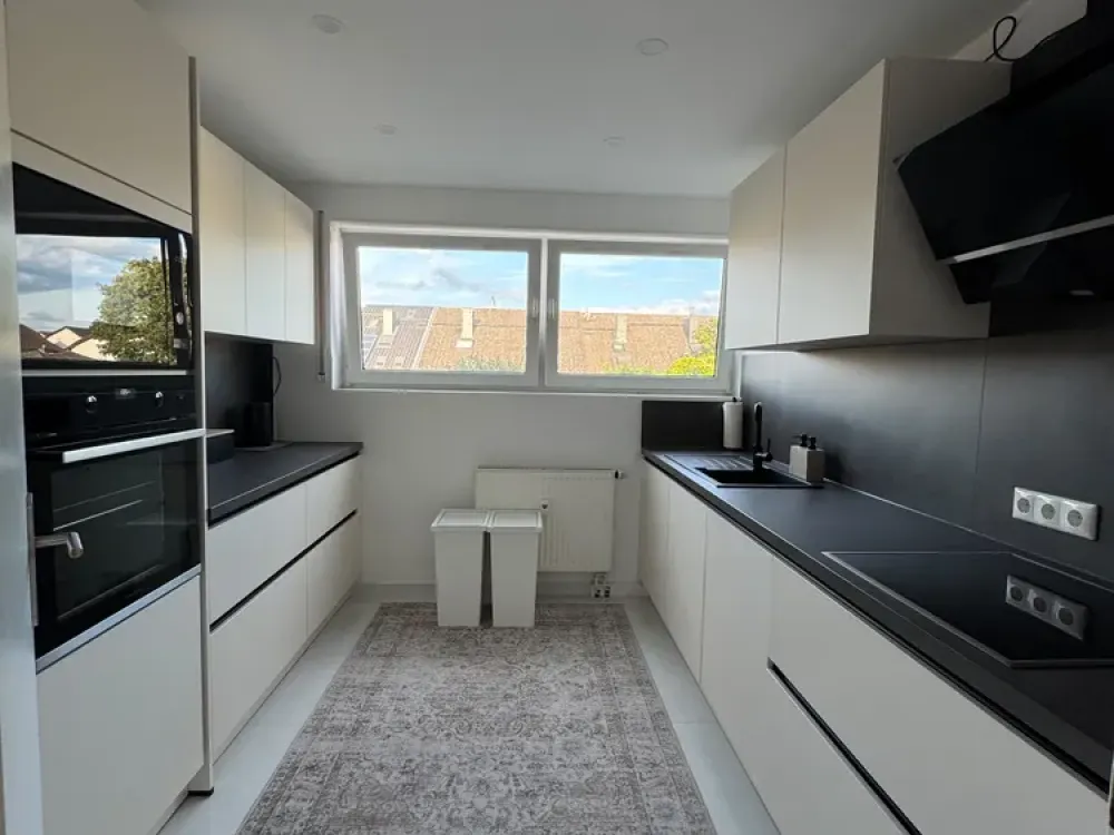 Moderne 2-Zimmer-Wohnung mit großem Balkon, Garage & hochwertiger Ausstattung