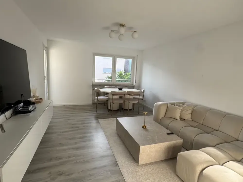 Moderne 2-Zimmer-Wohnung mit großem Balkon, Garage & hochwertiger Ausstattung