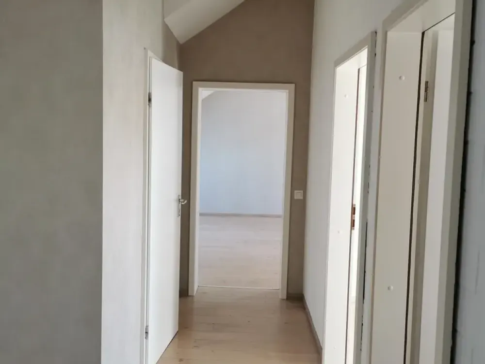 3 Zimmer - Dachgeschoßwohnung in Bous - 115qm, klimatisiert