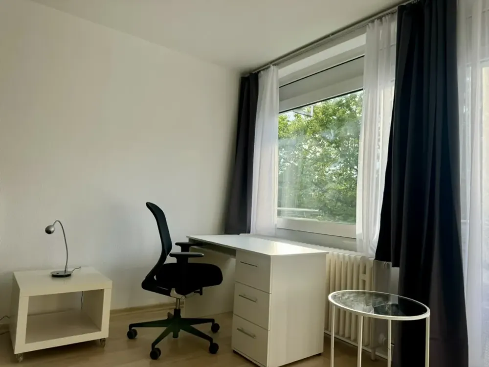 Vollmöblierte, modernisierte 1-Zimmer-Wohnung in Eschborn
