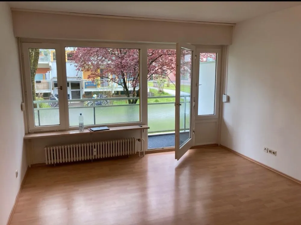 NUR TAUSCH- 1.5 Zimmer-Wohnung mit Balkon gegen 2-Zimmer