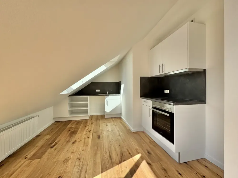 Sanierte 3-Zimmer-Wohnung mit Balkon in Eilbek!